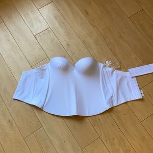 Bra. NWT. 38C